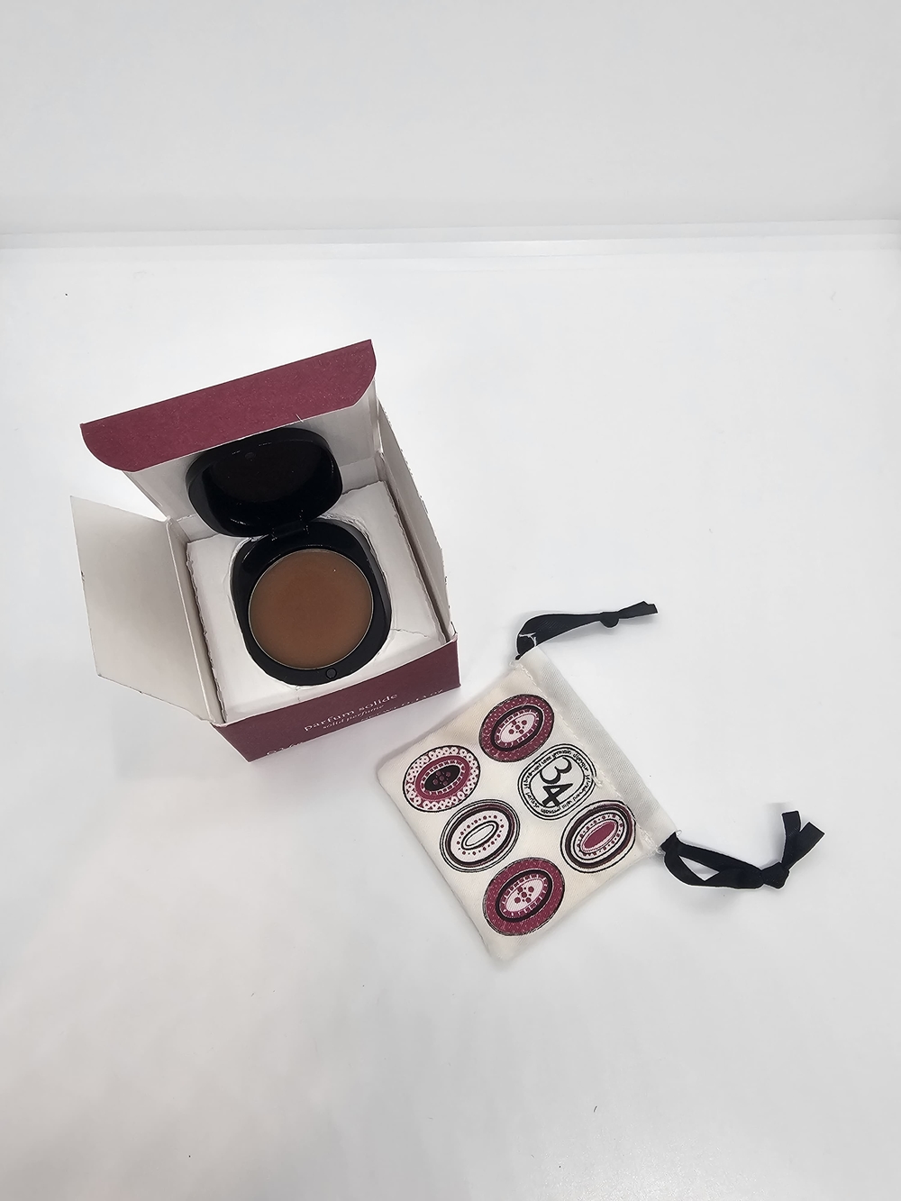 diptyque Black Solid Perfume 34Boulevard Saint Germain/